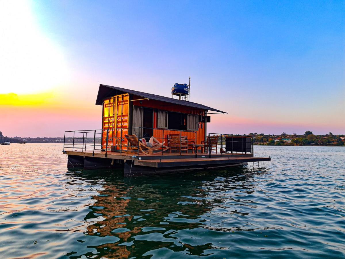 House Boat "Faroeste Caboclo" Brasília Eksteriør billede